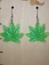 Load image into Gallery viewer, Cannabis Leaf Earring - 7 point
