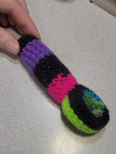 Load image into Gallery viewer, Crochet Pipe Cat Toy
